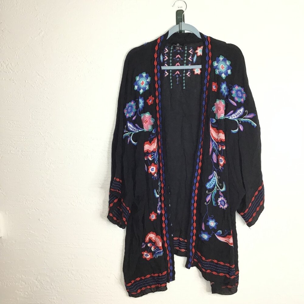 Curations Cardigan Women 2X/3X Black Multicolor Floral Embroidery Open Front